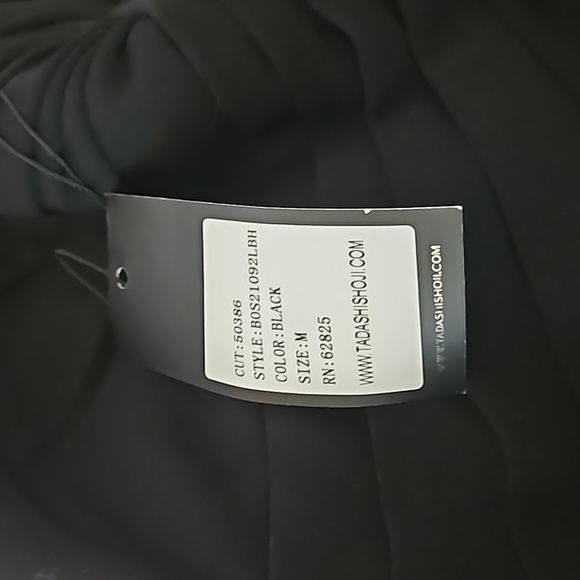 NEW Tadashi Shoji Black Ayelet One Shoulder Formal Maxi Dress Gown Medium - Picture 7 of 11